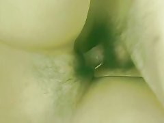 مثير الآسيوية في تنورة يحصل لها ضيق كس مشعر أصابع الاتهام بمسمار ثم الملاعين